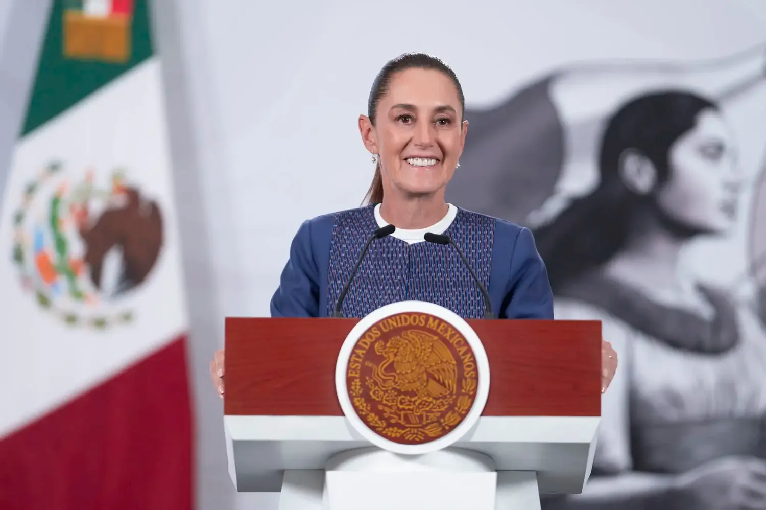 VIDEO | Sheinbaum exige a periodistas no cuestionar a la titular de la FGR