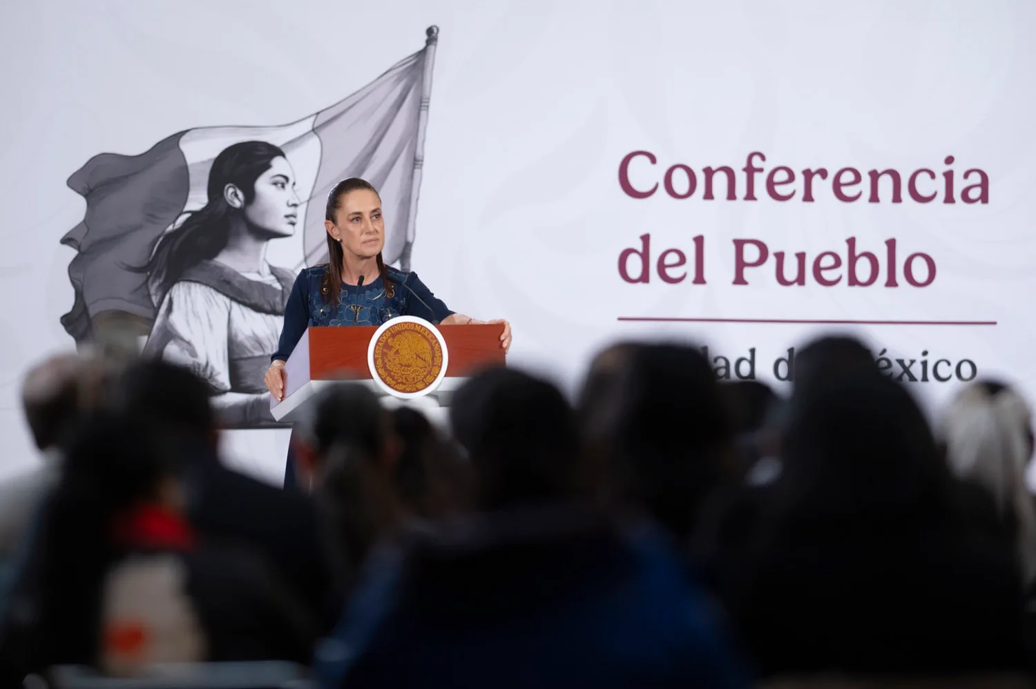 Sheinbaum advierte sobre injerencia extranjera en México