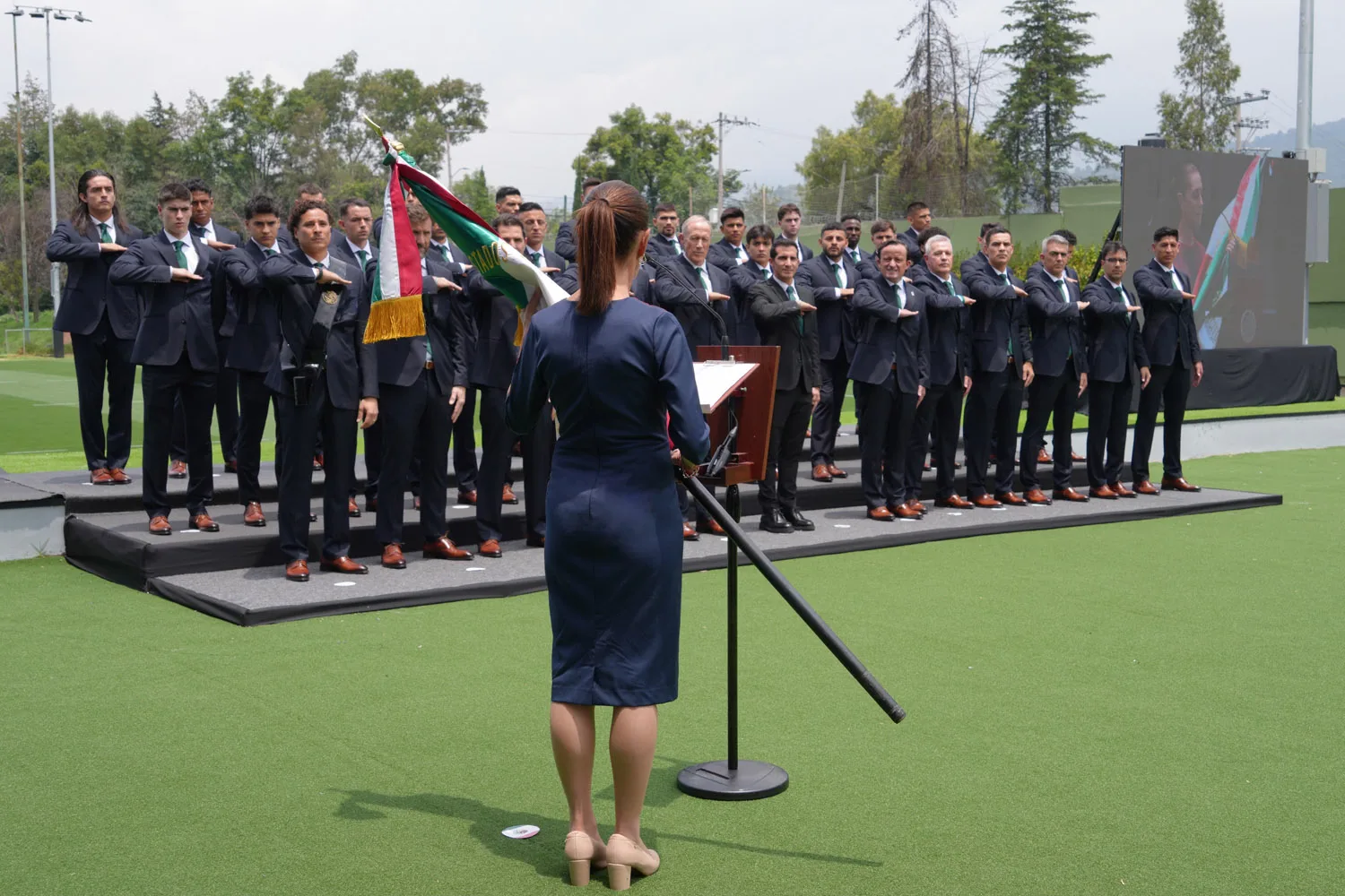 Claudia Sheinbaum Abandera a la Selección Mexicana 