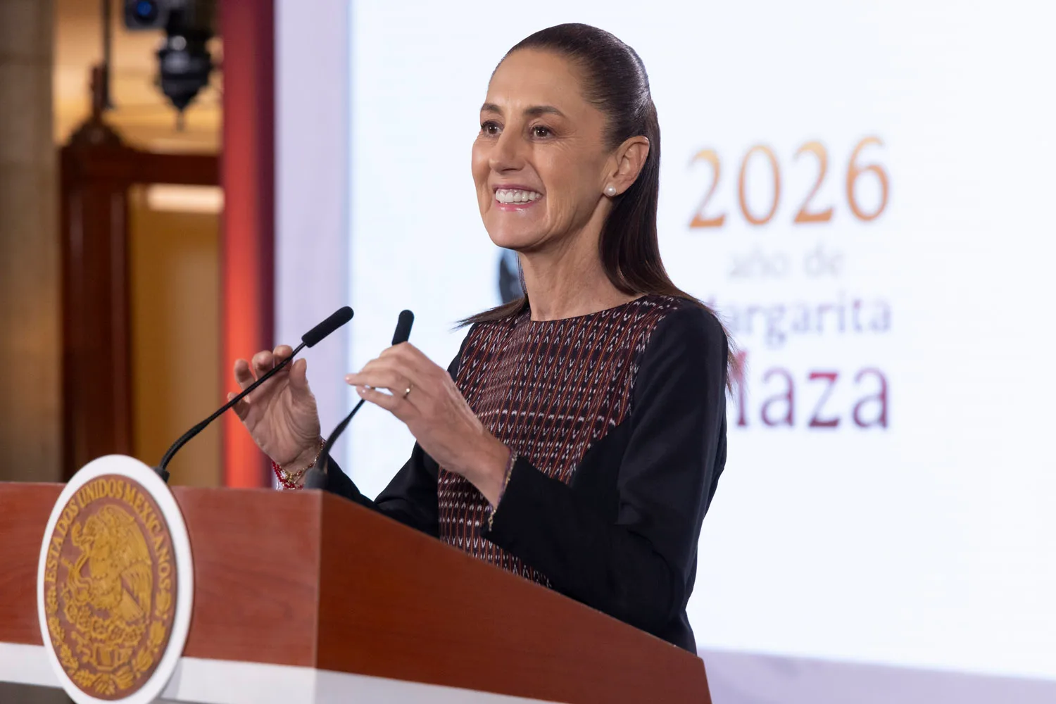 VIDEO | Sheinbaum Cuestiona la Propaganda Anti-México de Alito Moreno