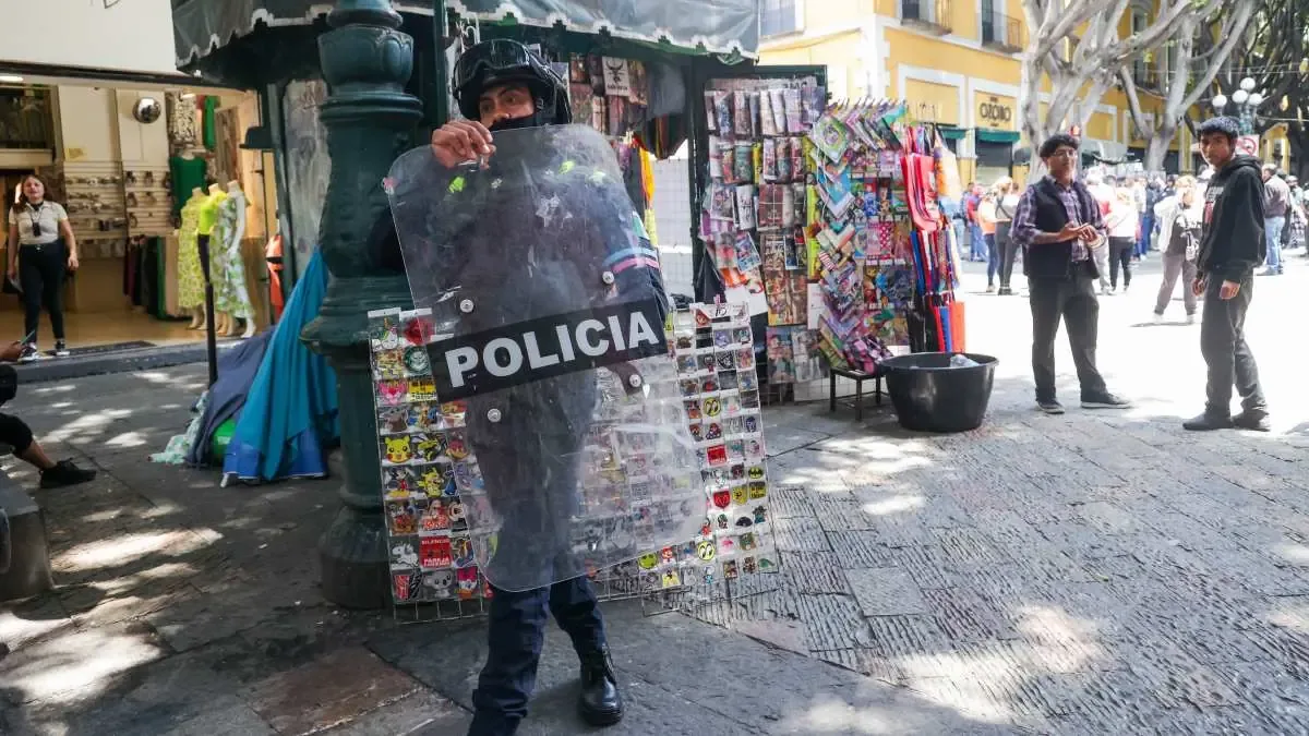 La Secretaría de Gobernación y el municipio informan sobre acciones para regular el comercio ambulante en zonas críticas.