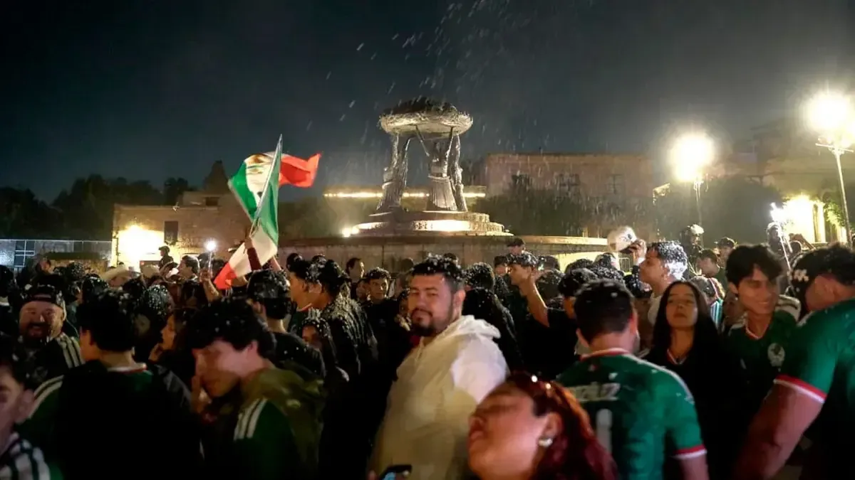 Operativos de seguridad en celebraciones del Tri resultan en remisiones y supervisión de establecimientos en Morelia.