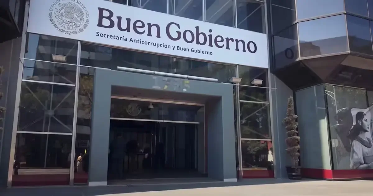 La Secretaría Anticorrupción y el TFJA aplican severas sanciones a funcionarios por faltas graves en diversos sectores.