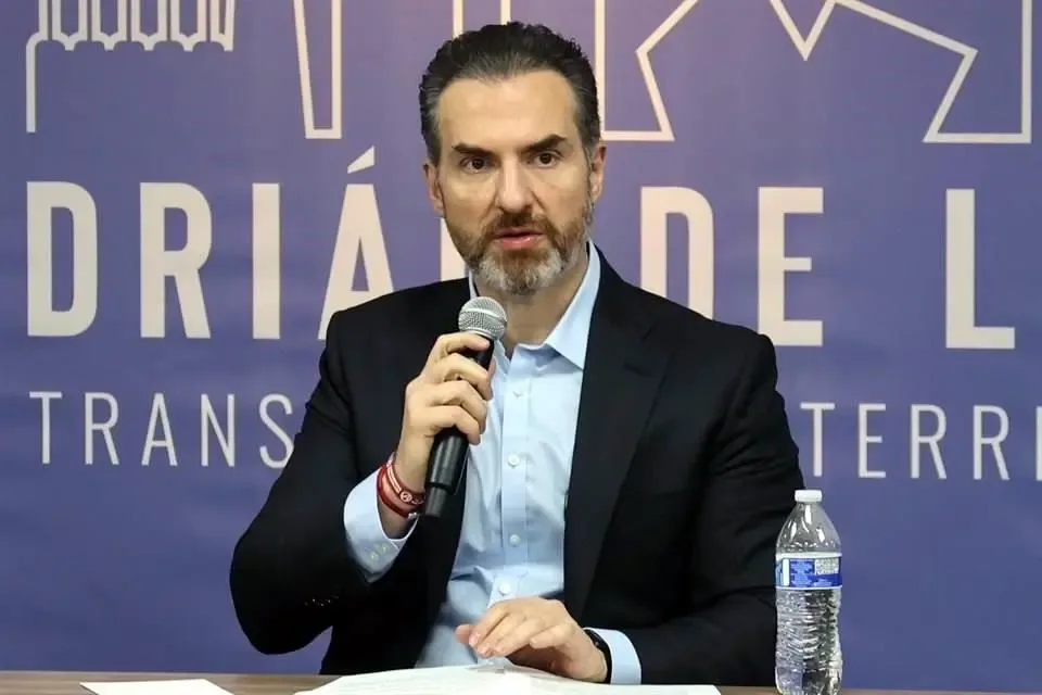 VIDEO | Alcalde de Monterrey se reúne con Sheinbaum por seguridad