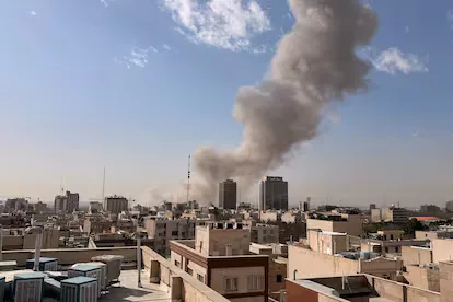 VIDEO | Estados Unidos e Israel inician operaciones en Irán