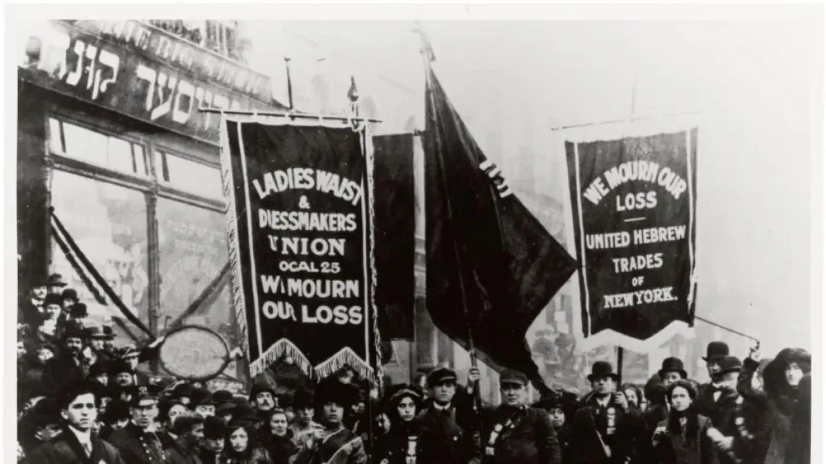 A más de un siglo del primer Día Internacional de las Mujeres, persisten injusticias laborales y violencia.