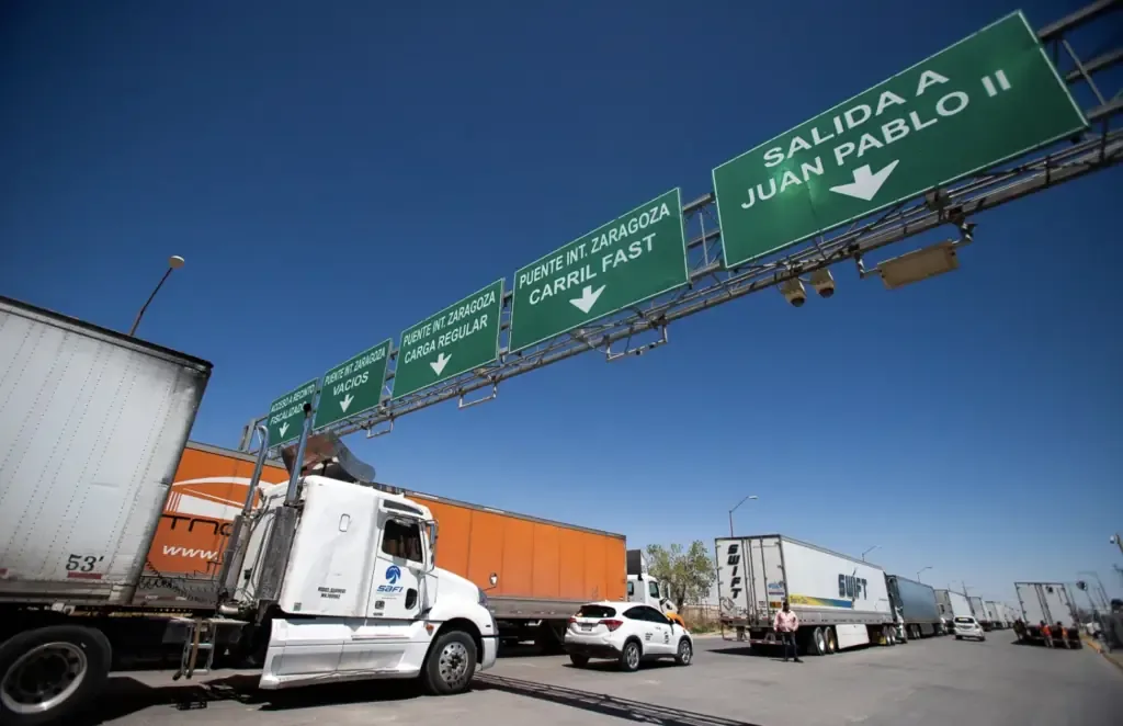 La colaboración entre Texas y Chihuahua promete agilidad en el tránsito comercial tras días de críticas por demoras.