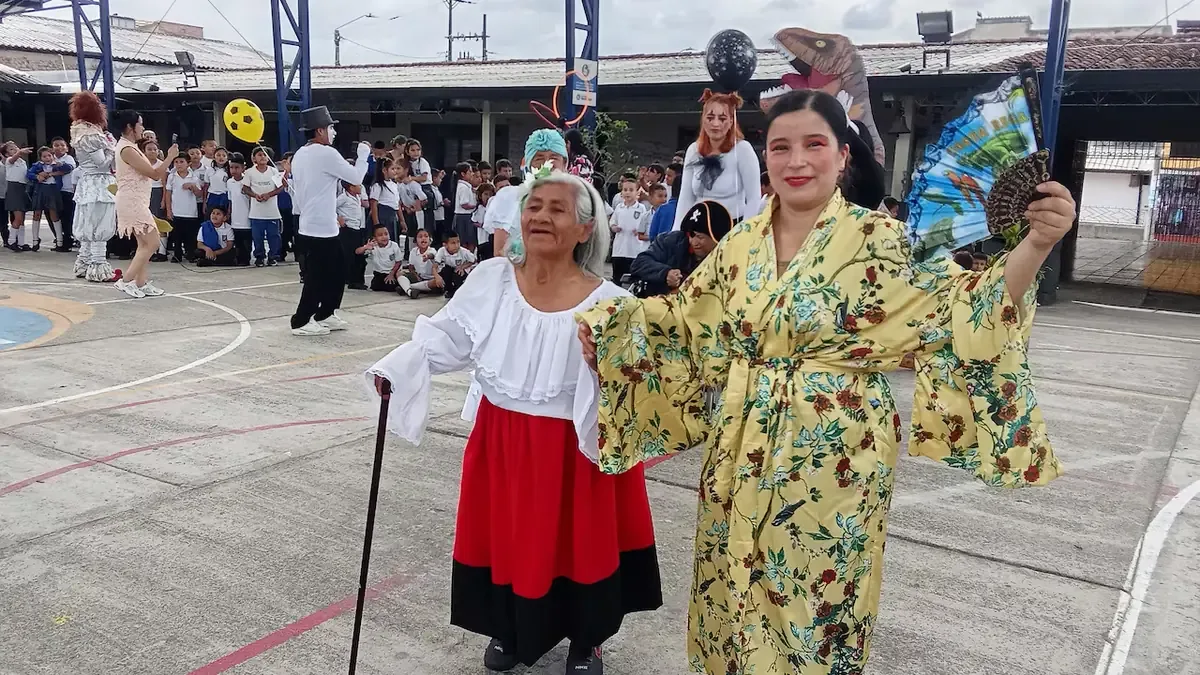 La celebración reafirma la importancia de la inclusión y el respeto hacia los adultos mayores.