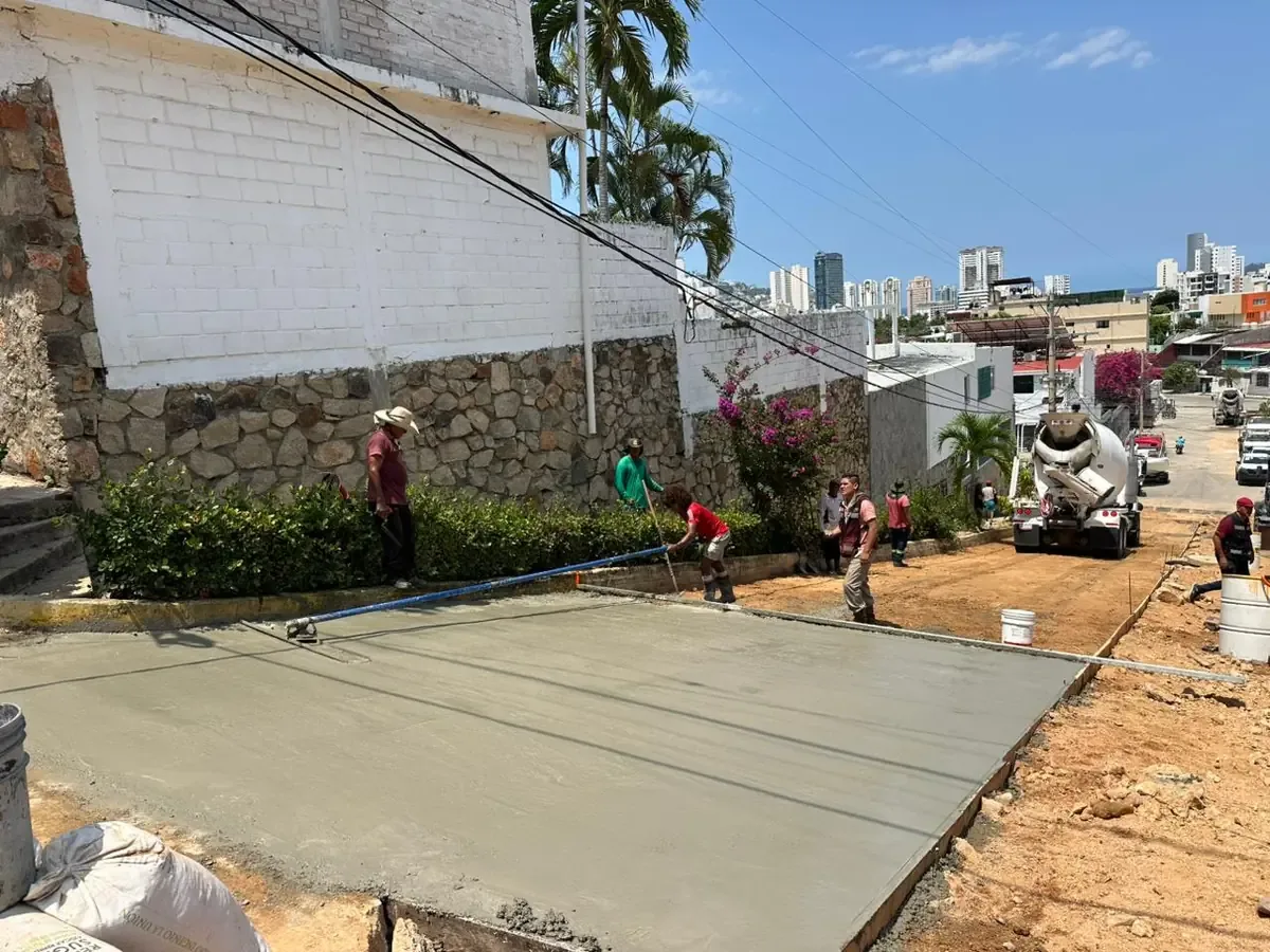 La rehabilitación de la calle Michoacán mejorará la infraestructura de Acapulco.