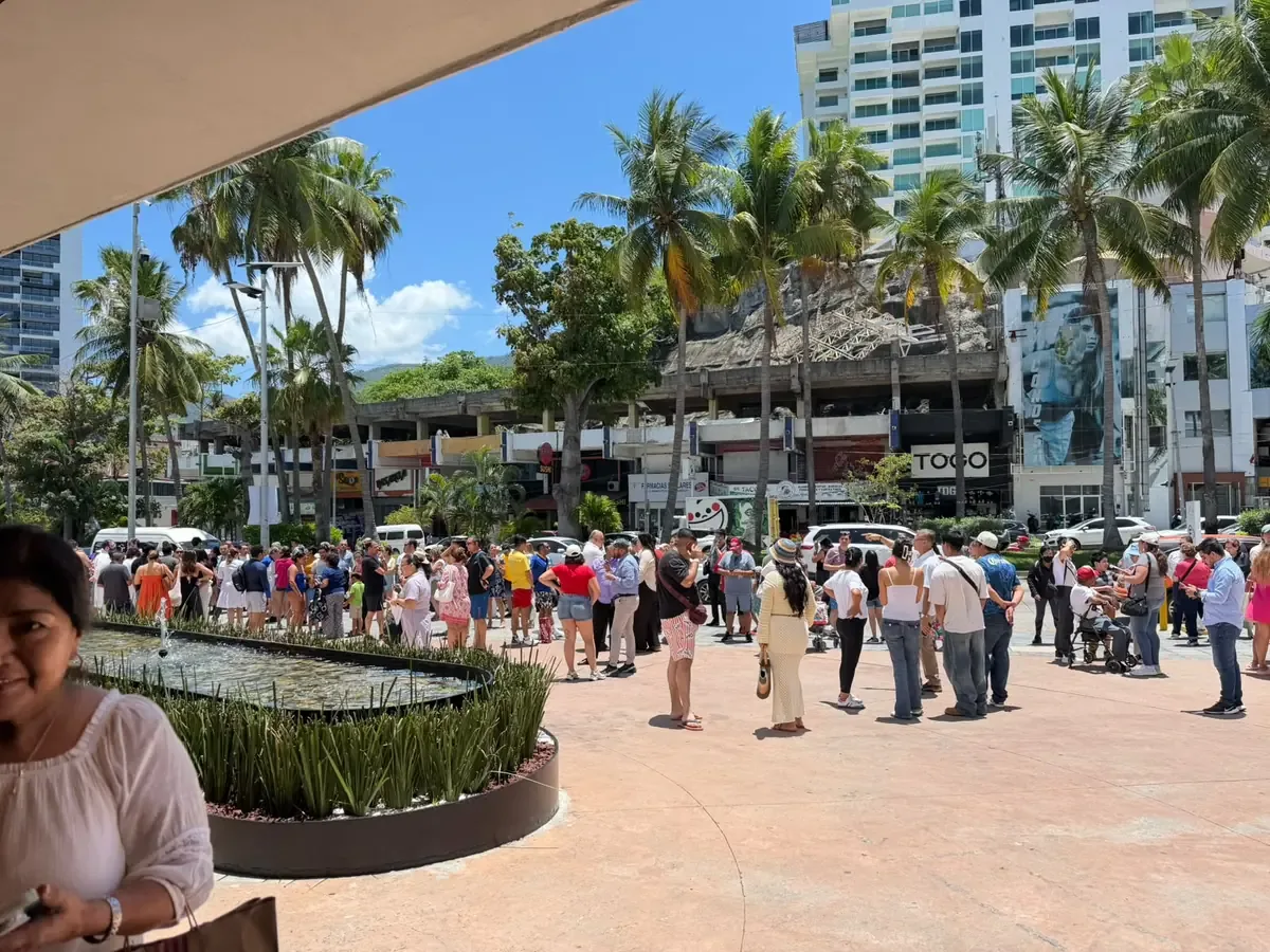 La Secretaría de Turismo supervisa la seguridad en la zona hotelera luego del sismo reciente.