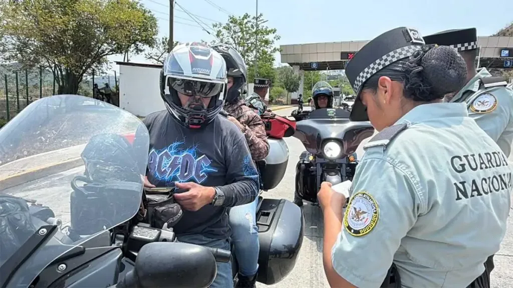 Más de 850 elementos de seguridad se despliegan ante la llegada masiva de motociclistas.
