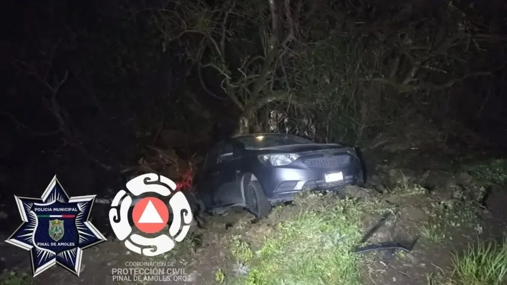 Accidente automovilístico en la carretera federal 120, Pinal de Amoles.