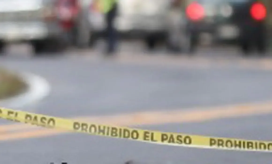 Accidente de camión en Pénjamo deja tres jornaleros muertos y 24 heridos.
