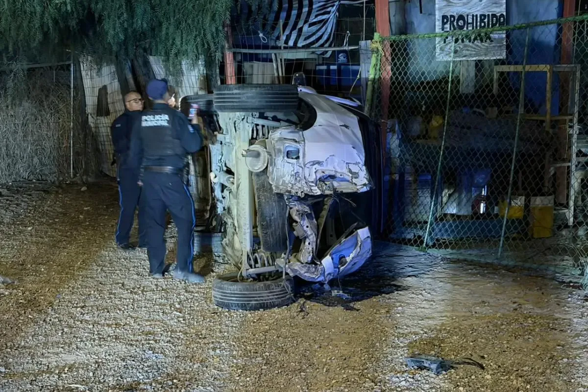 Accidente de vehículo en la avenida Siglo XXI Norte en Jesús María.