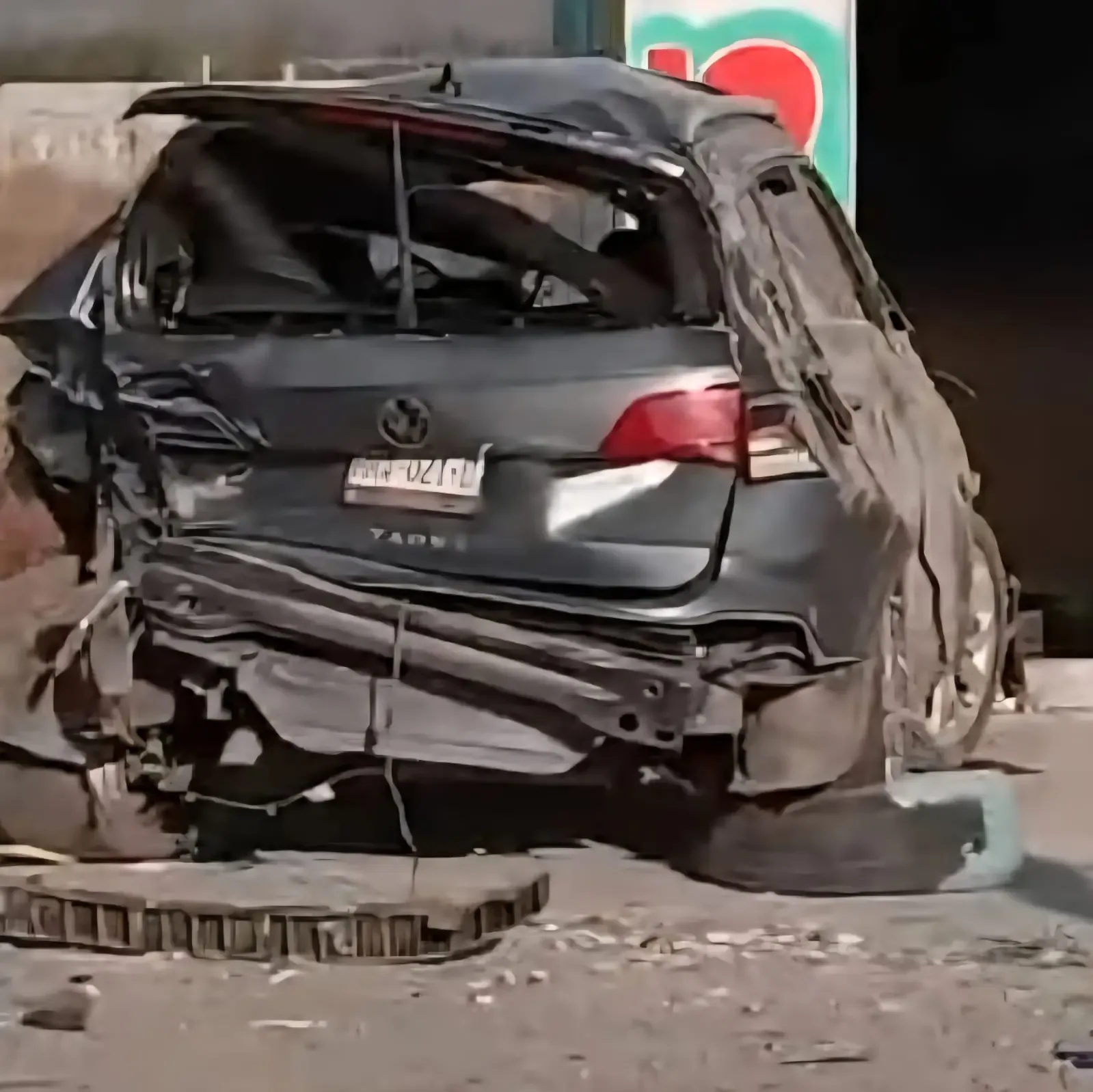 Accidente en la carretera Pachuca–Sahagún con vehículos dañados.