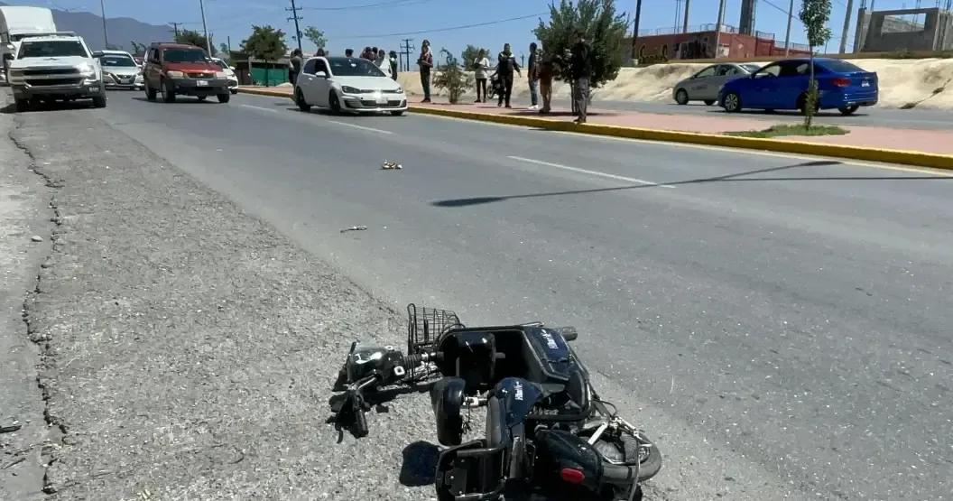 Un hombre de 65 años resultó herido tras intentar un cambio de carril en Saltillo.