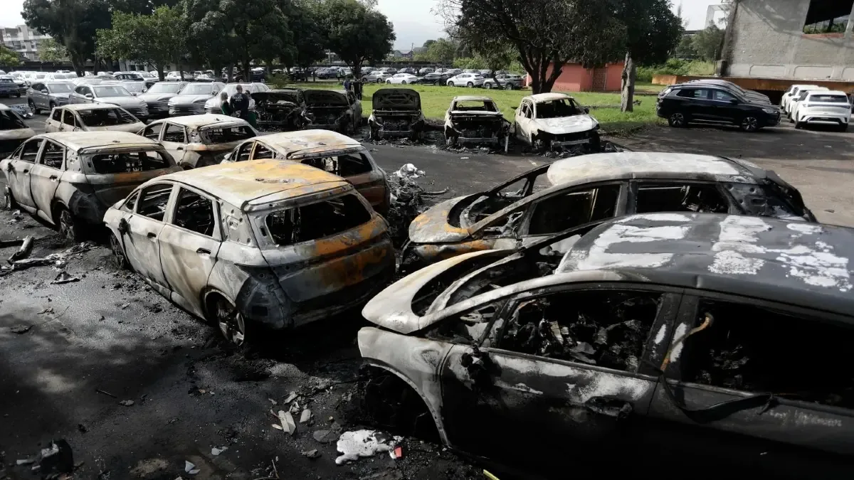 Investigaciones en curso sobre un trágico accidente aéreo en Río de Janeiro.