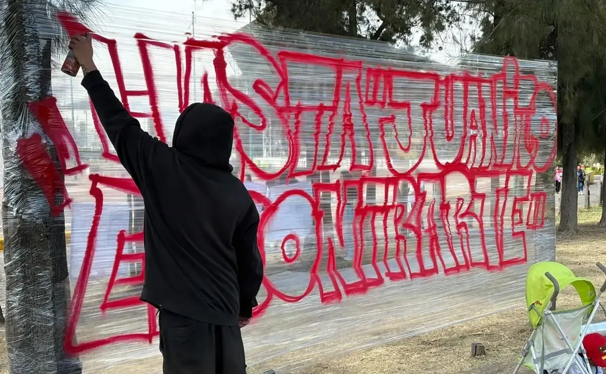 "Actividad del colectivo Lirios en Cuautitlán Izcalli, buscando a desaparecidos."