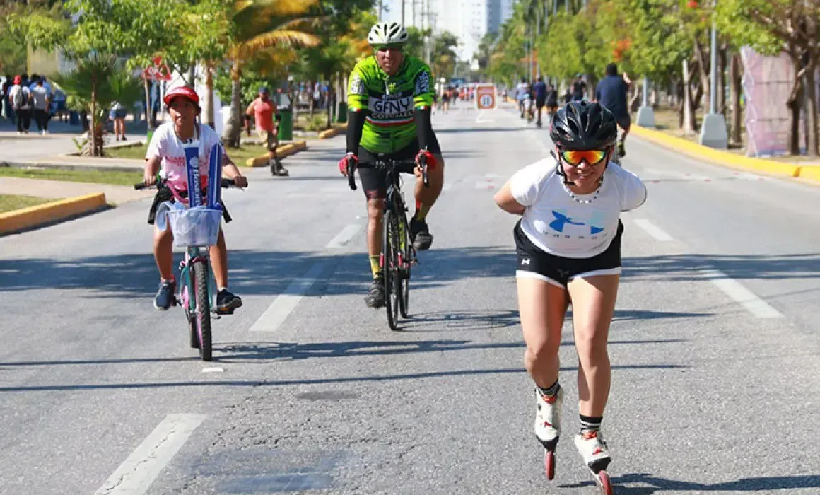 Actividades del Paseo Cancunense por su primer aniversario en Cancún.