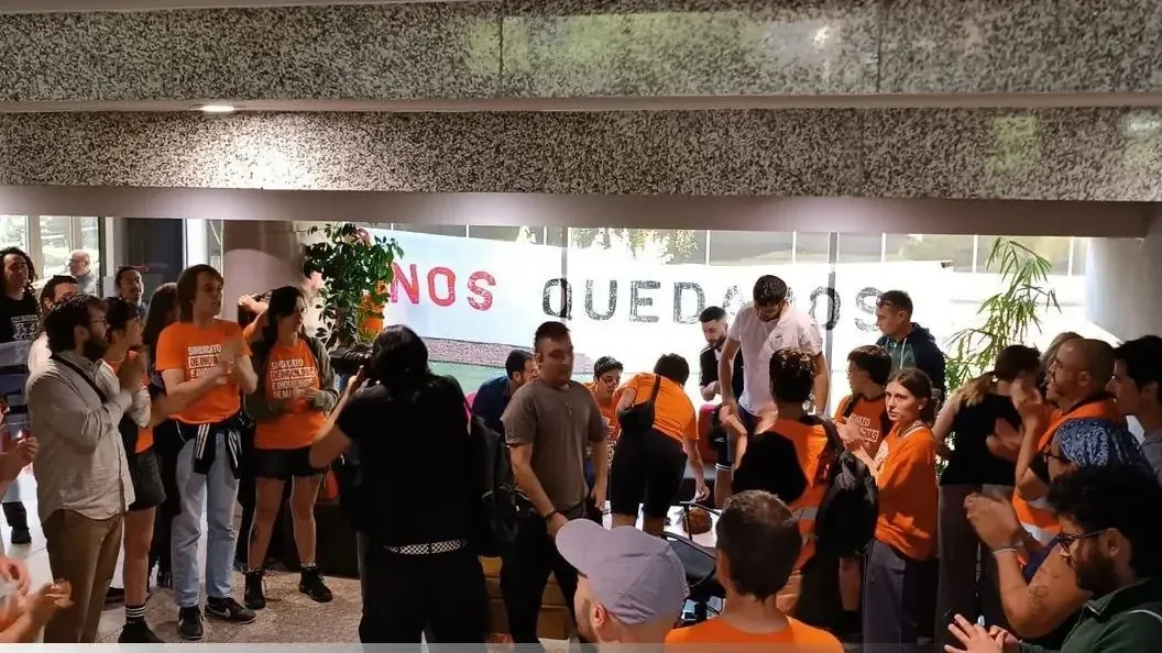 Exigen al Gobierno que se detengan las subastas de viviendas públicas.