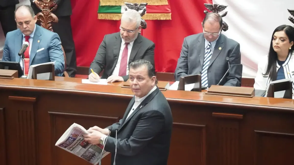 El diputado Guillermo Valencia Reyes desmiente la reducción de homicidios presentada en el informe gubernamental.