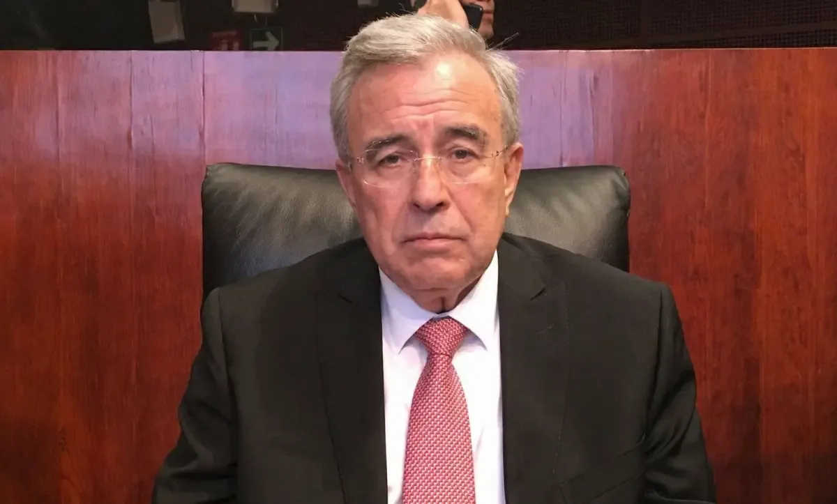 Acusaciones de narcotráfico contra funcionario de Sinaloa generan incertidumbre en el gobierno de la 4T.