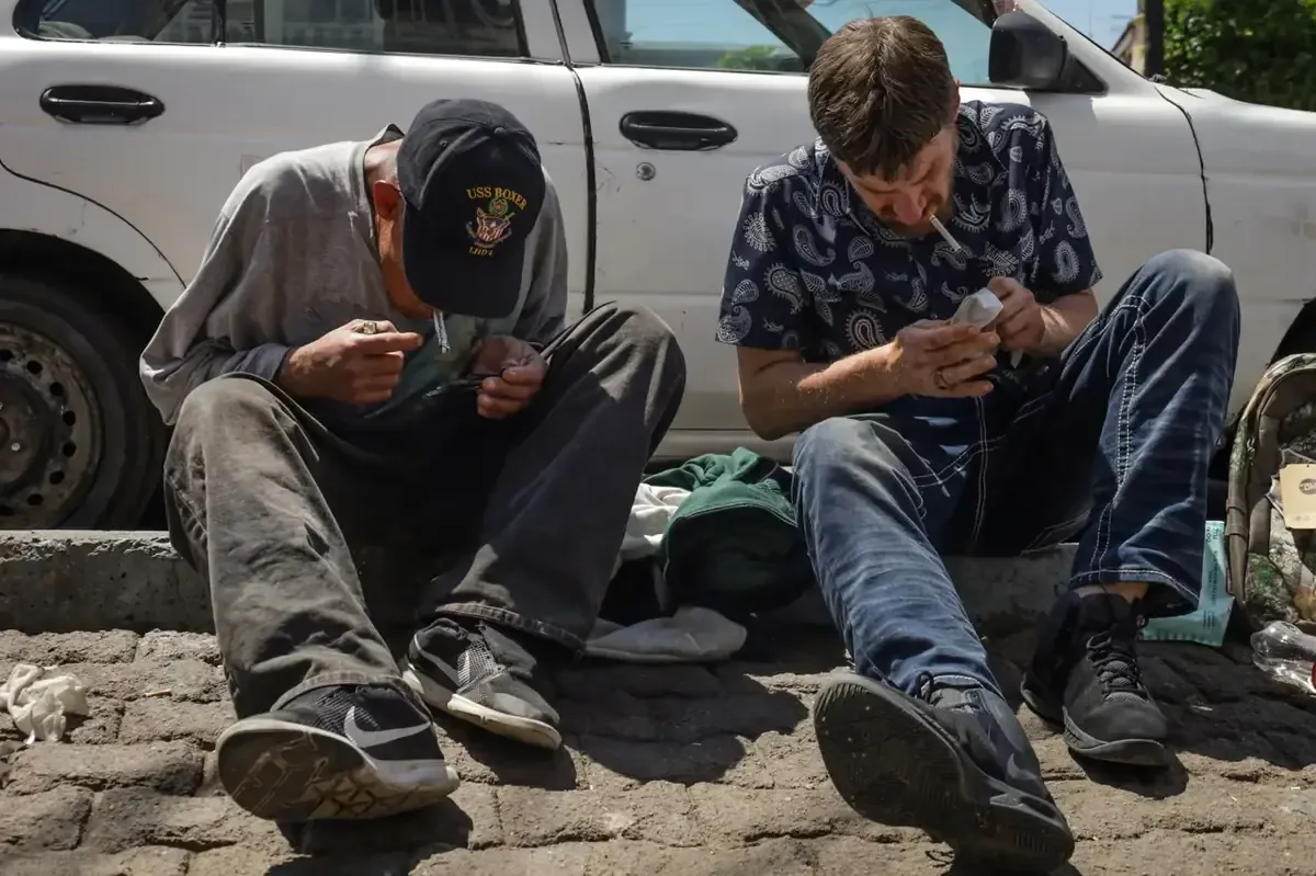 La frontera norte enfrenta una crisis de consumo de opioides y fentanilo.