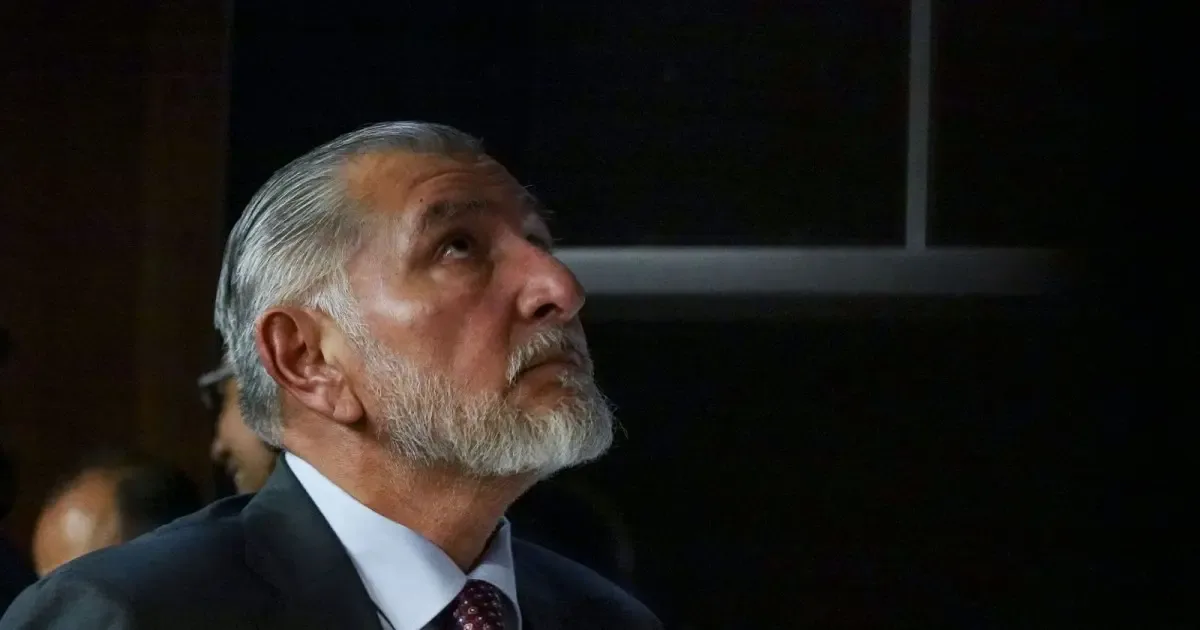 Adán Augusto López Hernández asume un nuevo rol en la operación política de la CDMX.