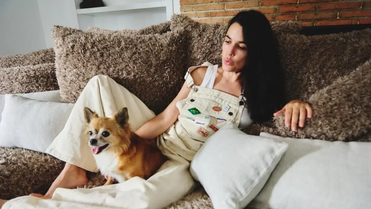 La actriz comparte su pasión por los animales y su labor en protección y rescate.