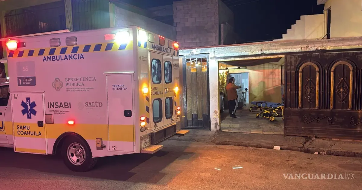 Adulto mayor en estado delicado tras una caída en Saltillo.