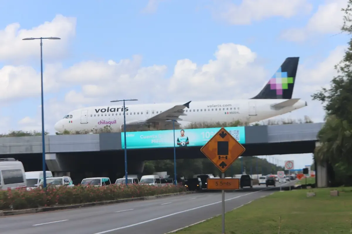 La terminal aérea conecta al Caribe Mexicano con múltiples ciudades de América y Europa este domingo.