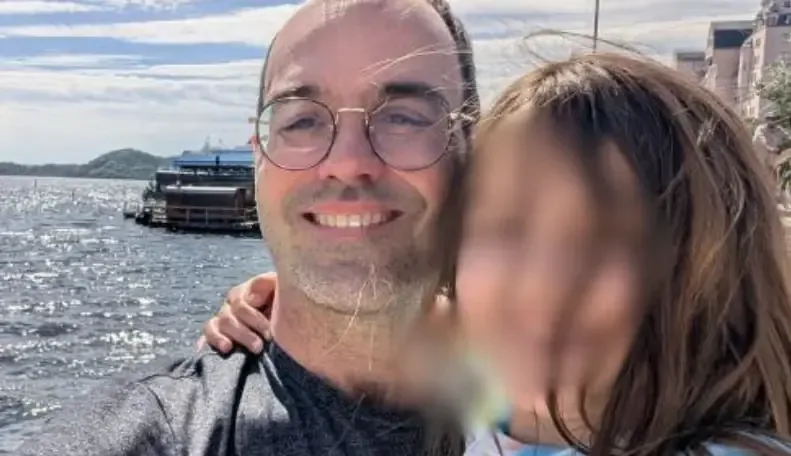 David Streever recibió visitas inesperadas tras enviar un correo crítico a ICE.
