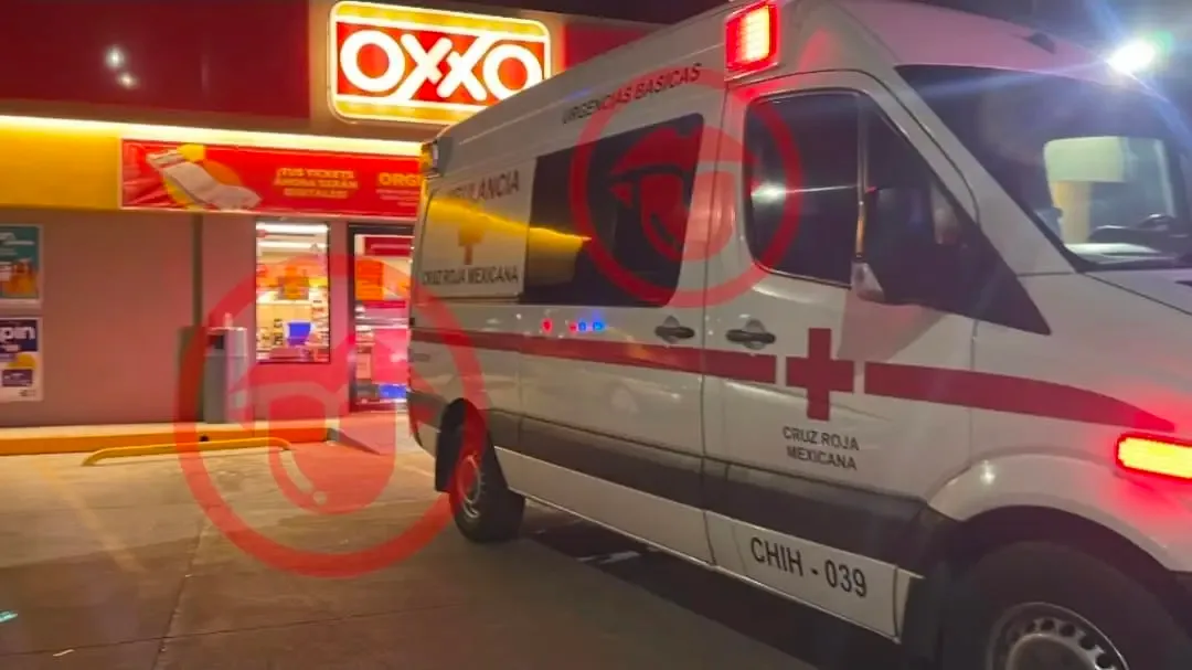 Agentes de la Policía Municipal investigan el intento de agresión en Riberas de Sacramento.