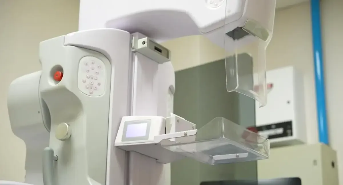 La Secretaría de Salud del Estado impulsa estudios gratuitos para detectar el cáncer de mama a tiempo.