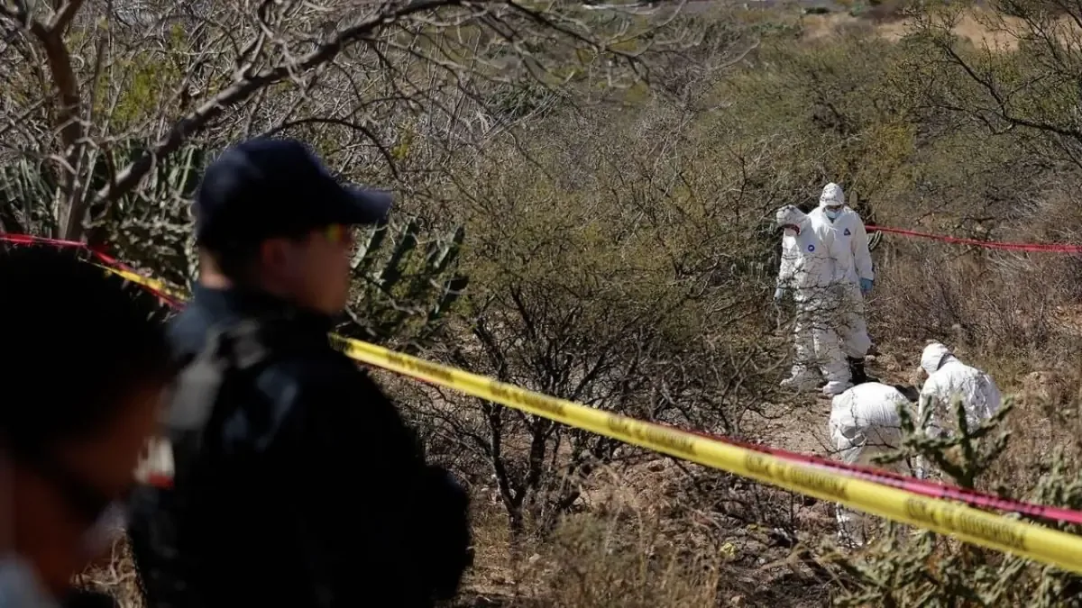 Al menos cuatro cuerpos han sido exhumados en un hallazgo que activa investigaciones de la delincuencia organizada.
