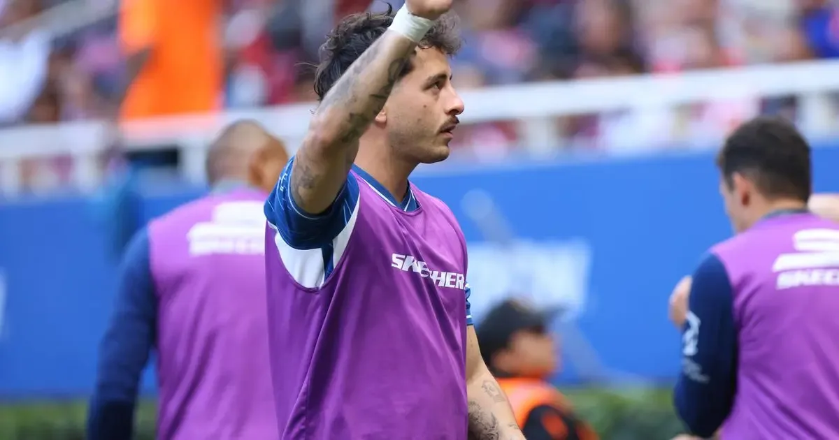 Alan Mozo, lateral de Pachuca, se lesionó gravemente durante un partido de Liga MX.