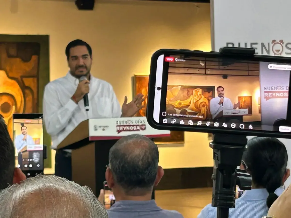El alcalde Carlos Peña Ortiz aclara causas de la falta de suministro en la ciudad y critica declaraciones de funcionarios estatales.