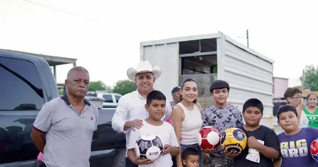 El alcalde José Feliciano Díaz presenta proyectos de infraestructura y salud en la colonia Jorge B. Cuéllar, fortaleciendo la comunidad.