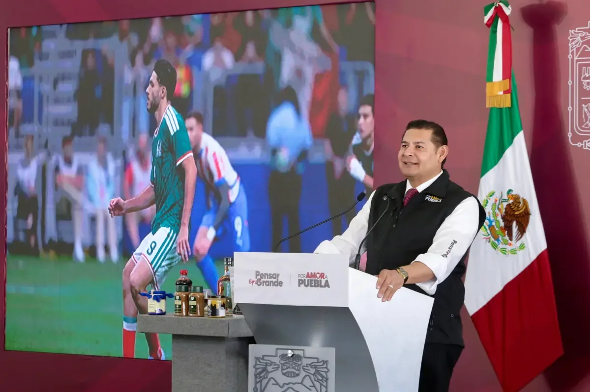 Alejandro Armenta Mier denuncia bots extranjeros al servicio de la desinformación.