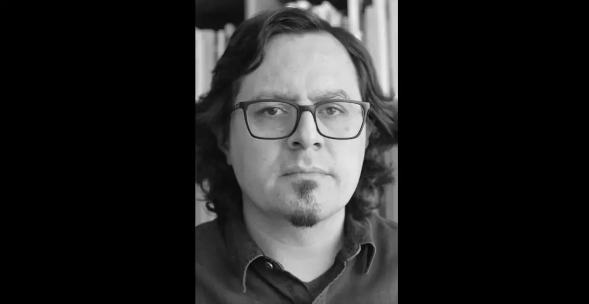 El autor destaca la importancia del premio y su legado en la literatura mexicana contemporánea.