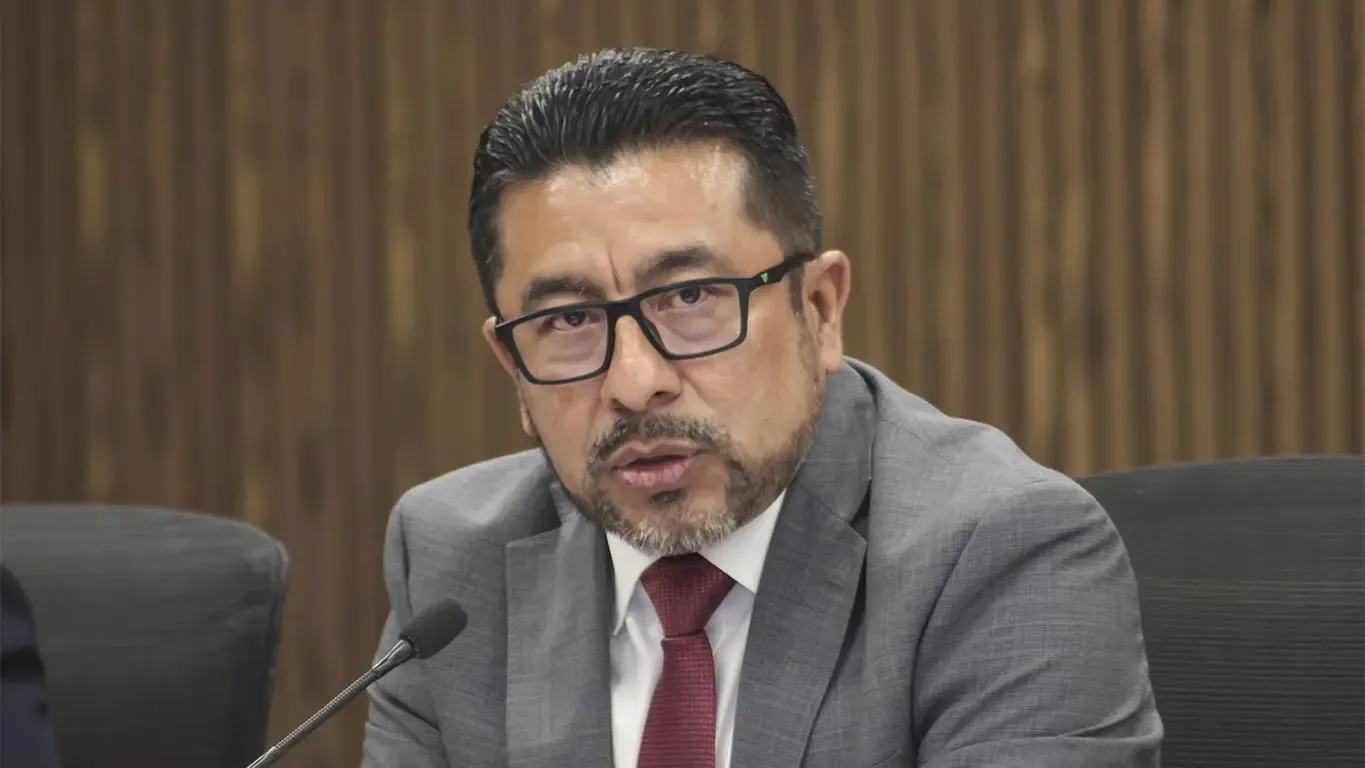 Alejandro Espidio Reyes, secretario de Anticorrupción, durante su comparecencia en el Congreso estatal.