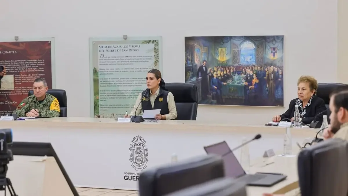 Evelyn Salgado coordina monitoreo ante el pronóstico de lluvias intensas.