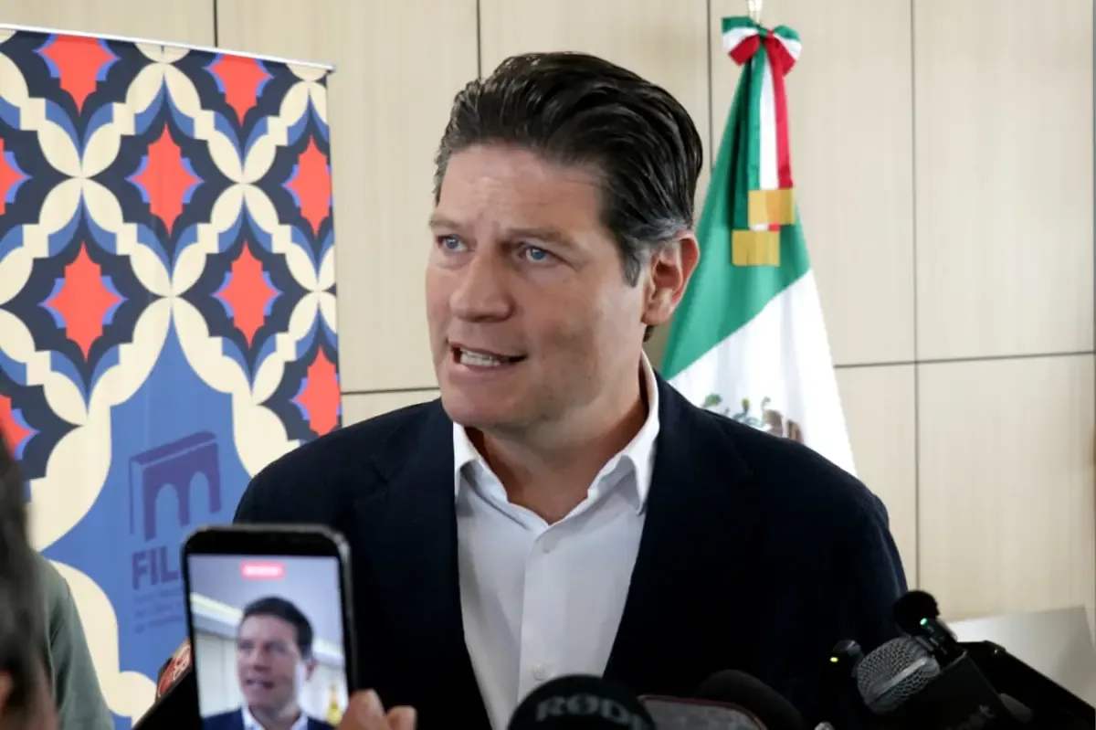 El alcalde de Morelia denuncia la falta de blindaje electoral ante el crimen organizado.