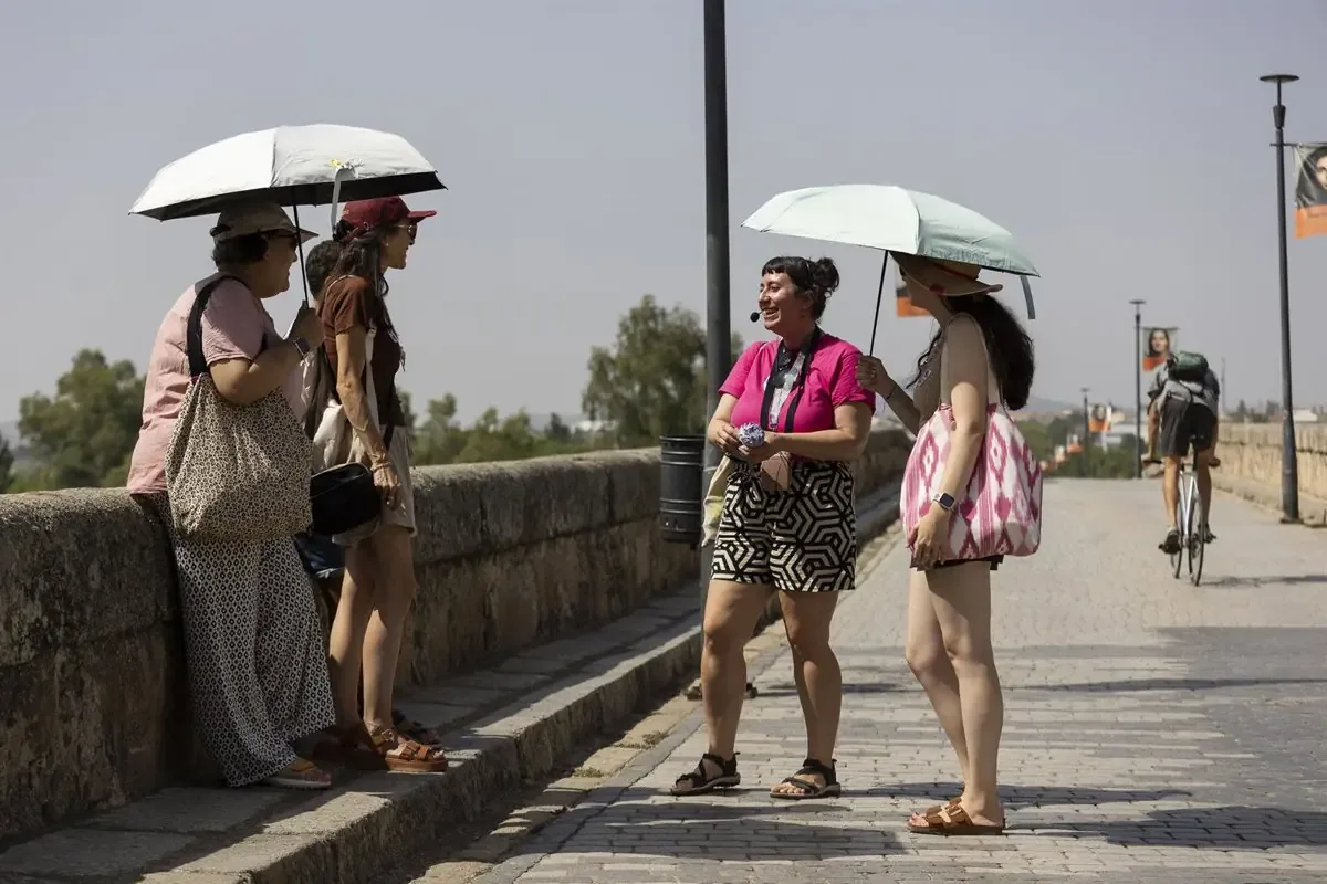 Las temperaturas podrían alcanzar hasta 40 grados en diversas zonas, se recomienda precaución.