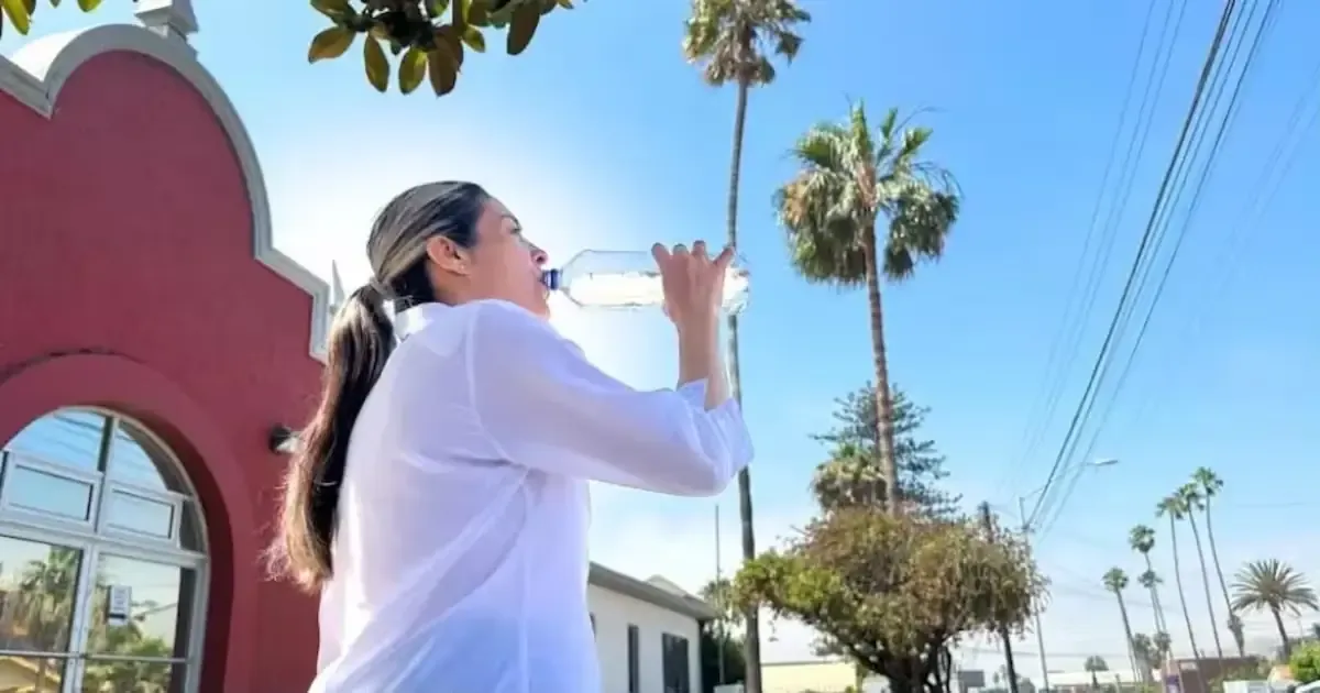 Las autoridades locales piden extremar precauciones ante el aumento del calor en la región.