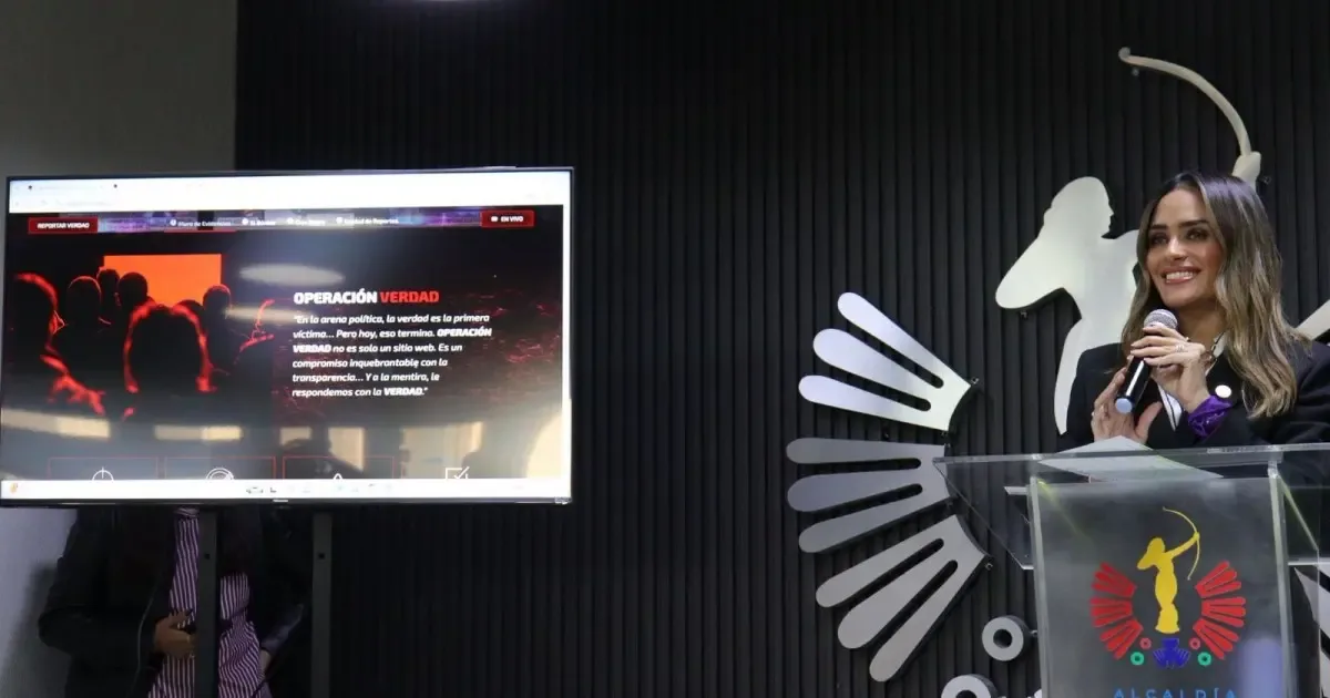 Alessandra Rojo de la Vega durante la presentación de la "Plataforma Verdad".