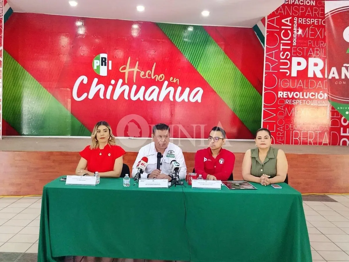 Alex Domínguez pide a la Fiscalía investigar al alcalde José de Loreto Javalera por posibles vínculos con el narcotráfico.