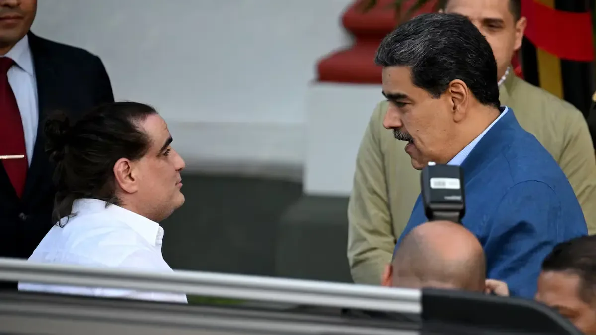 El exministro chavista es acusado de blanquear millones robados de un programa social.