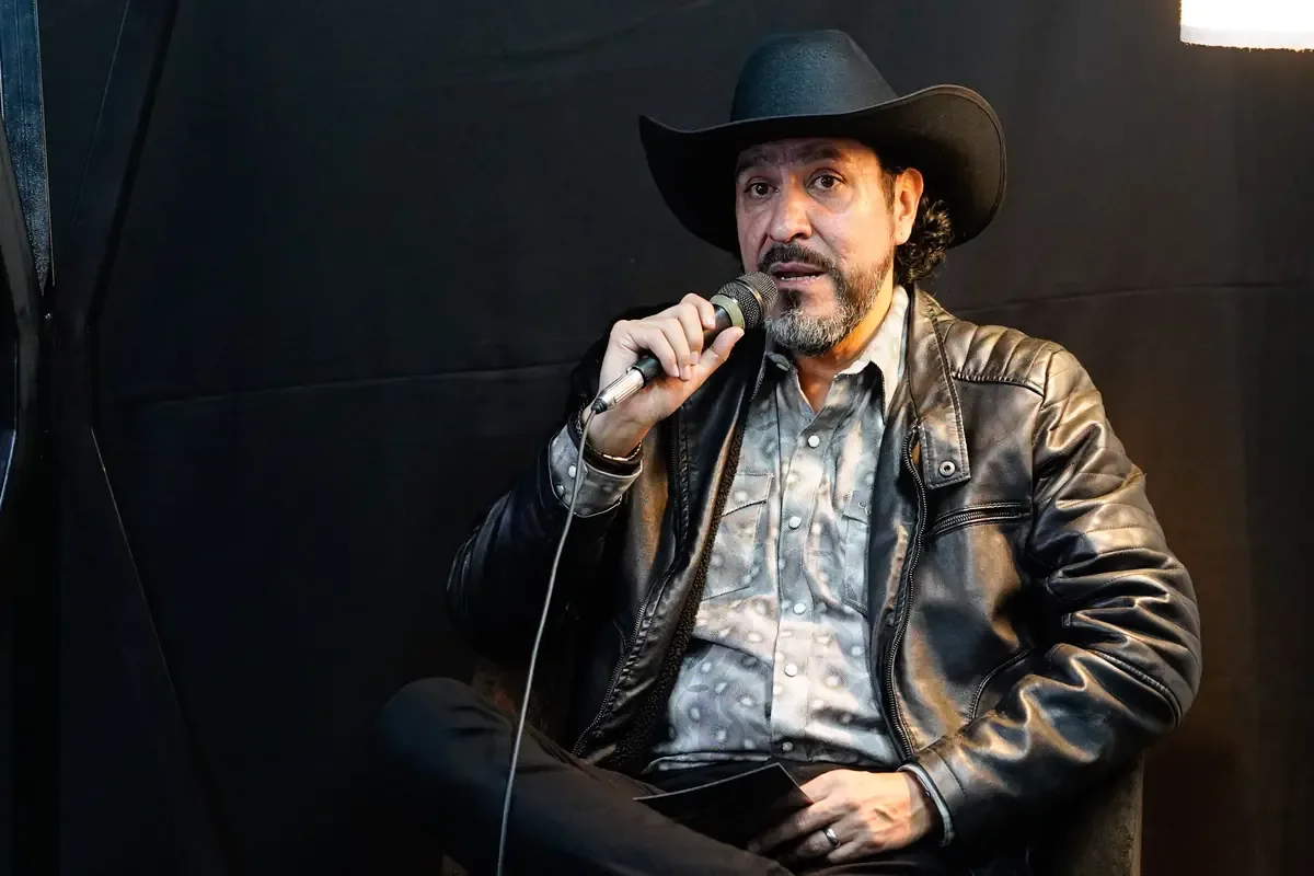 La presentación de Alfredo Olivas cerrará su gira "En Solitario" con un espectáculo inédito en formato 360.