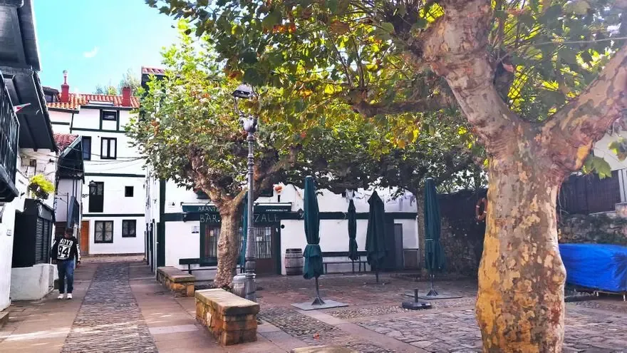 Algorta destaca por su historia y su famosa bebida, el kalimotxo, que se originó en este pintoresco pueblo.